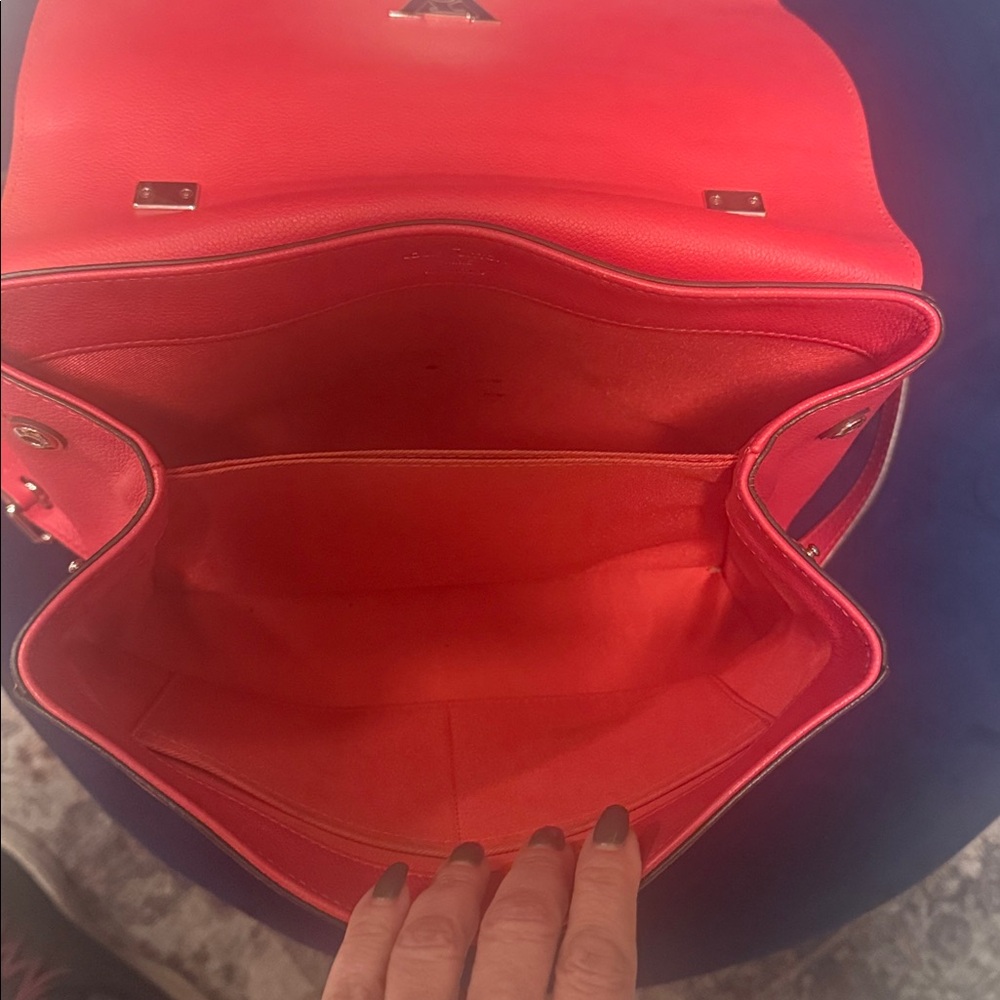 Louis Vuitton Pink Shoulder Bag lockme - Picture 5 of 5